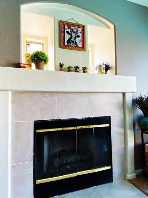 Amazing Heated Pool And Private Hot Tub 3Br In Heart Of Lv Villa Las Vegas Exterior photo
